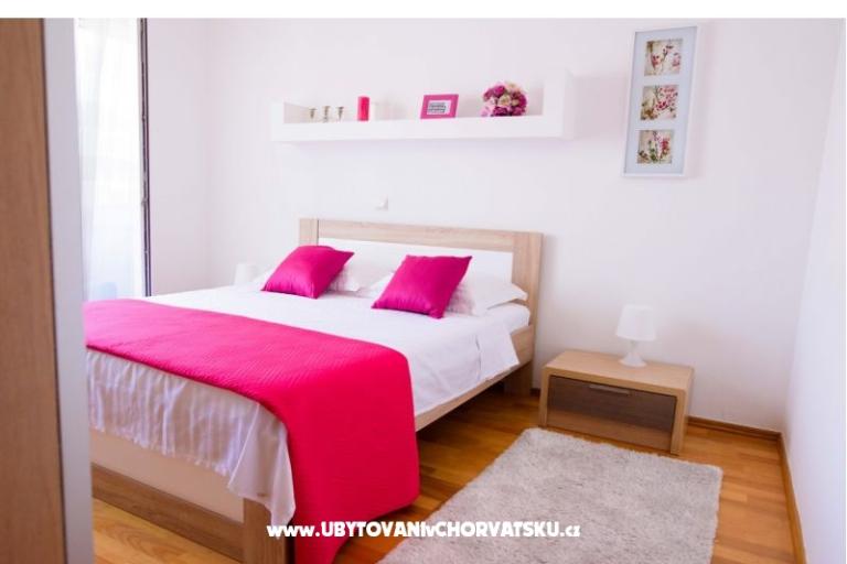 HolidayHomeSpalato-pool apartments  – fotó 11