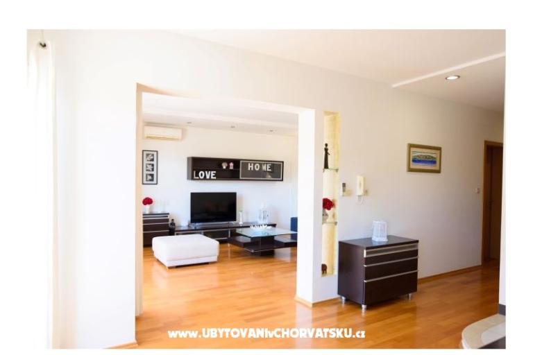 HolidayHomeSpalato-pool apartments  – fotó 4