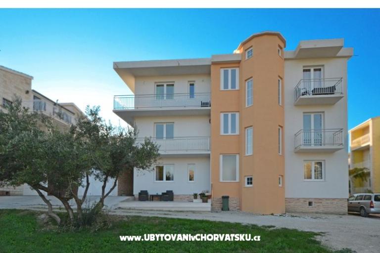 Lobster Apartmanok – fotó 11