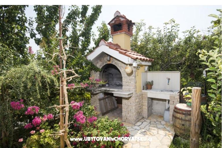 Whole house & garden only for you – fotó 14
