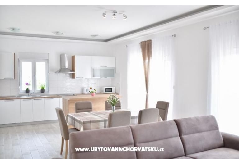  Apartmanok J – fotó 13