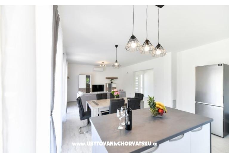  Apartmanok J – fotó 9