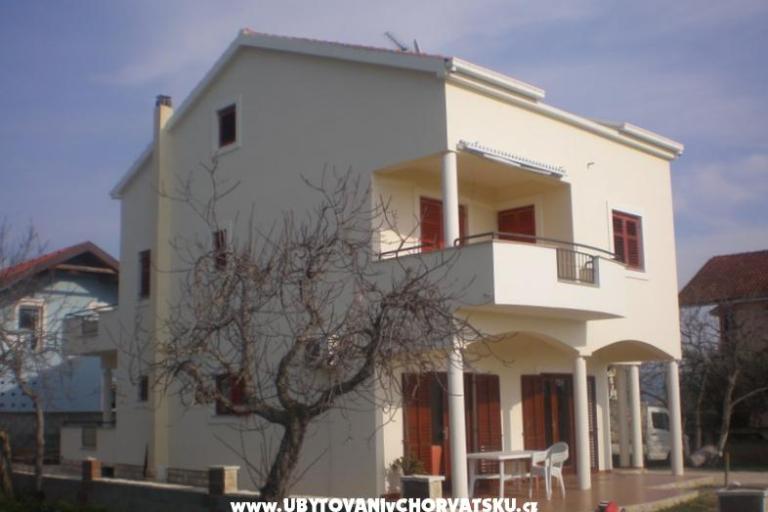 Apartmanok Elvis – fotó 2