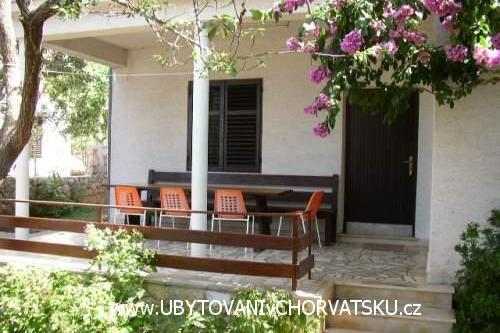 Apartmanok Sukošan – fotó 2
