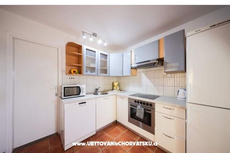 Apartman ANAI with private  pool – fotó 3