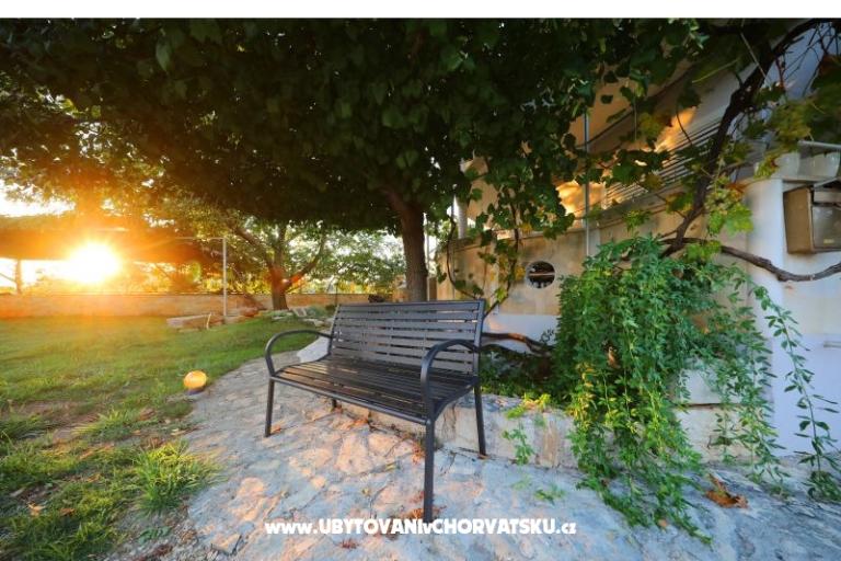 Apartmanok Ela – fotó 11
