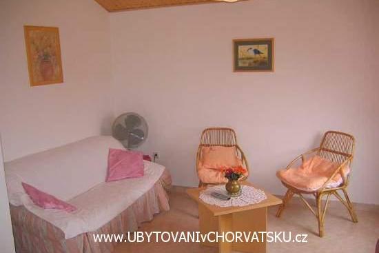 Apartmanok Szobák Akmadzic – fotó 6
