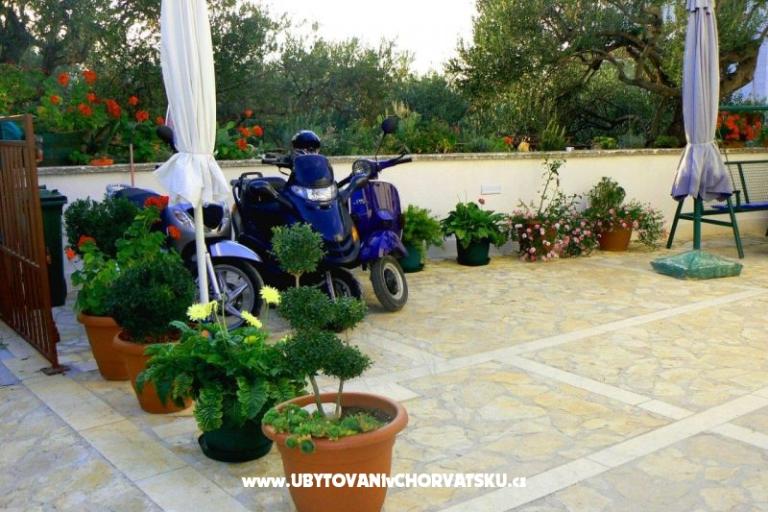 Apartmanok Denis Supetar Brač – fotó 7