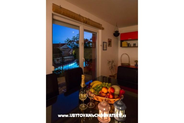LAURA, 110 m2 pool, 100 m to beach – fotó 11