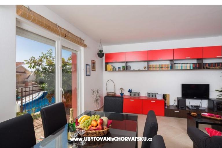LAURA, 110 m2 pool, 100 m to beach – fotó 7