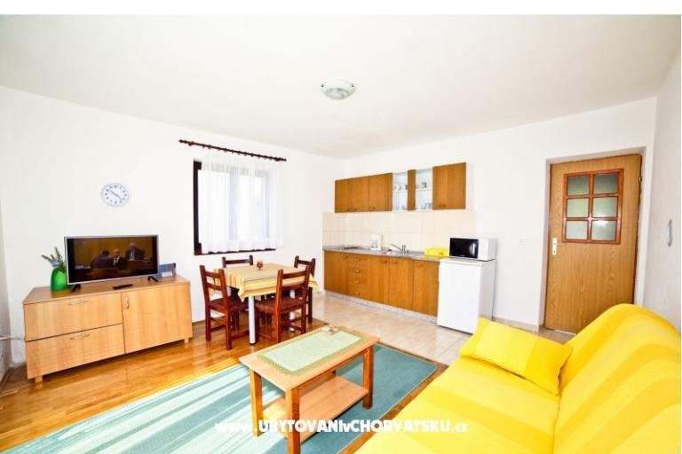 Apartmanok Aniva – fotó 3