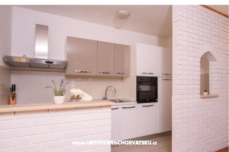 Apartmanok Karmen – fotó 5