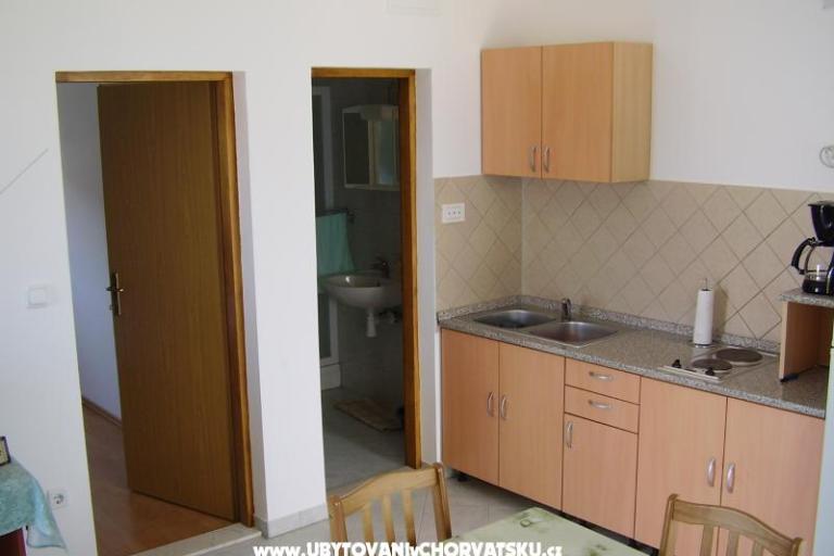 Apartmanok Arbanija – fotó 7