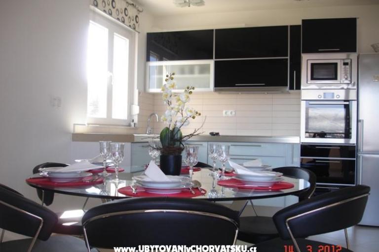 Apartmanok Leona – fotó 8
