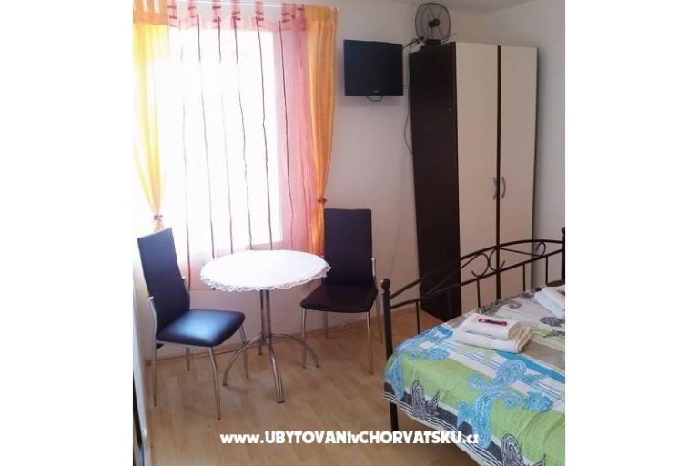 Apartmanok Stone Ház – fotó 7