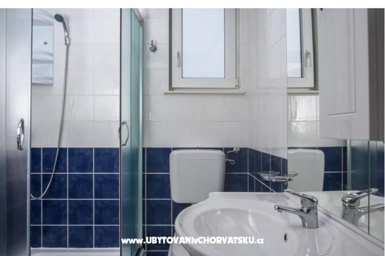 Apartmanok Kvesić – fotó 13