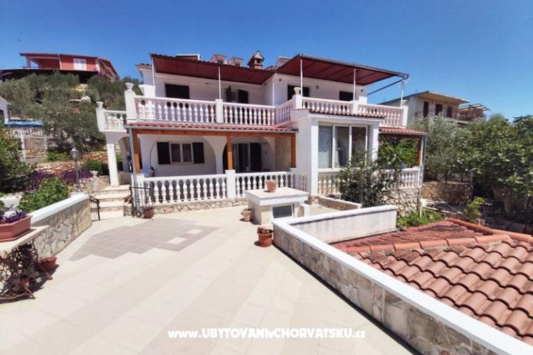 Apartmanok Villa Carmen – fotó 17