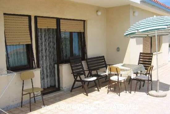 Apartmanok Toni – fotó 3