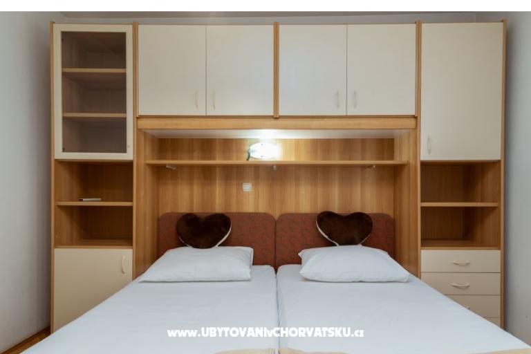 Lola Apartmanok – fotó 16