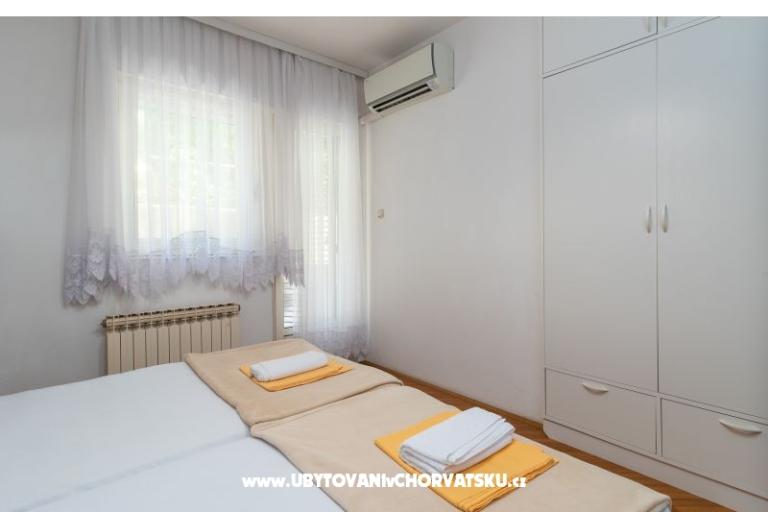 Lola Apartmanok – fotó 17