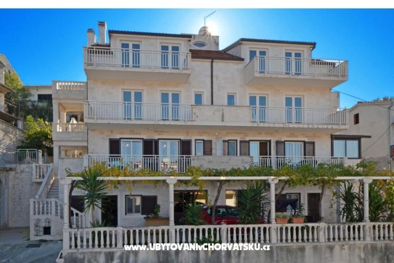 Lola Apartmanok – fotó 20