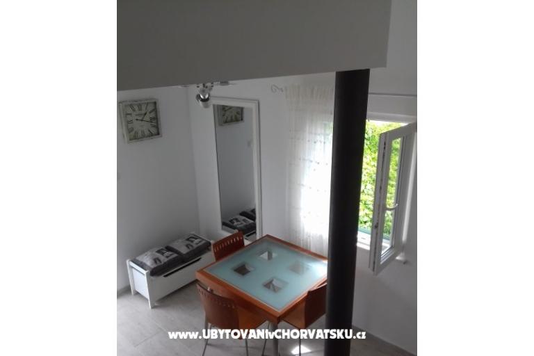 Nena Trogir, Slatine – fotó 11