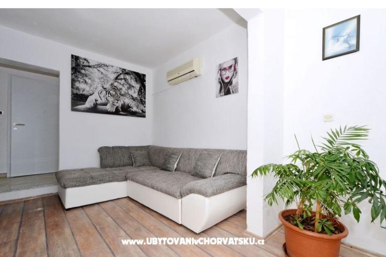 Petra Arbanija Apt – fotó 2