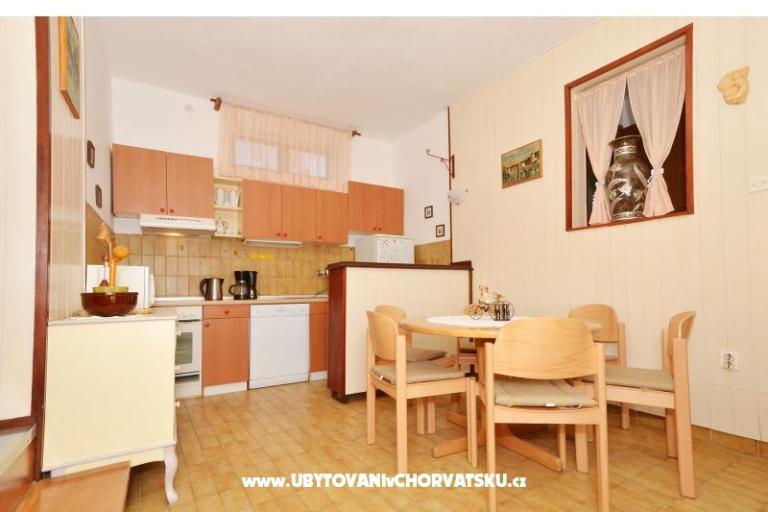 Petra Arbanija Apt – fotó 5
