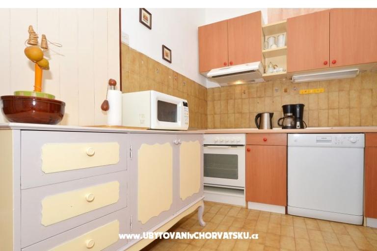 Petra Arbanija Apt – fotó 6