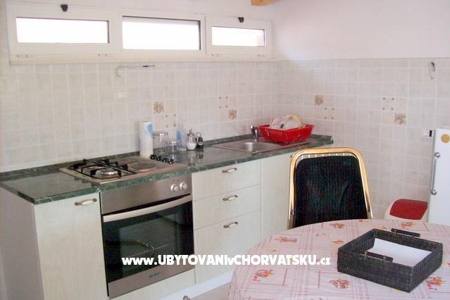 Apartmanok Roza – fotó 9