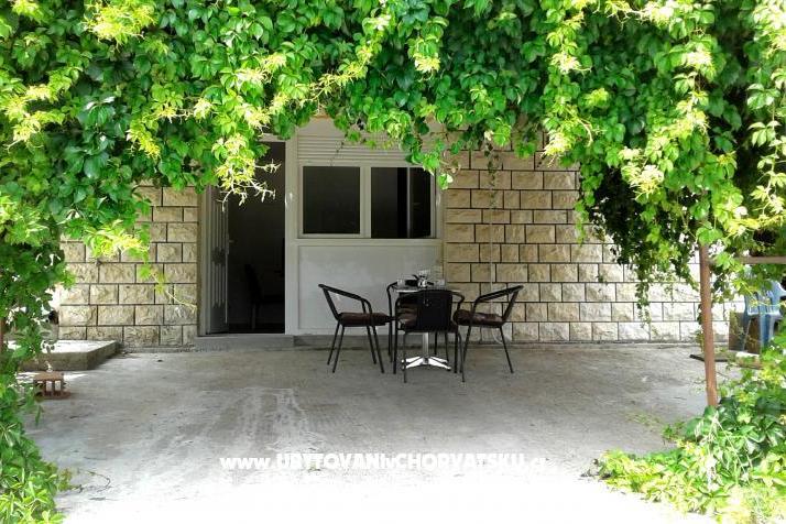  Apartmanok Ružmarin – fotó 6