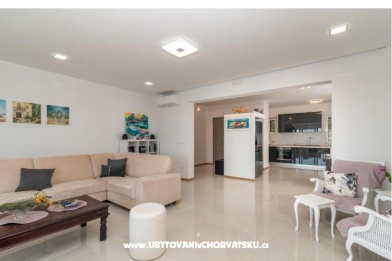 Villa Confido Luxury Apartman 01 – fotó 17