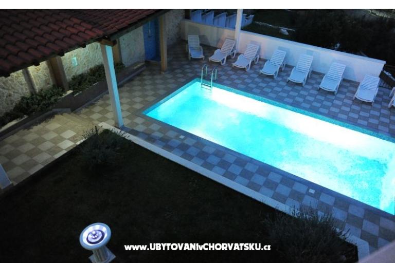 Apartmanok & Szobák Jelavić – fotó 10