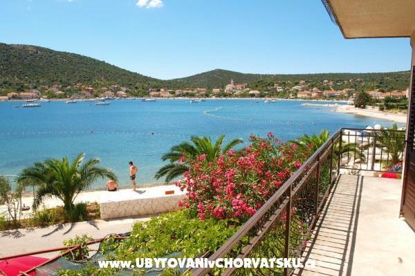 Apartmanok Rozina  – fotó 8
