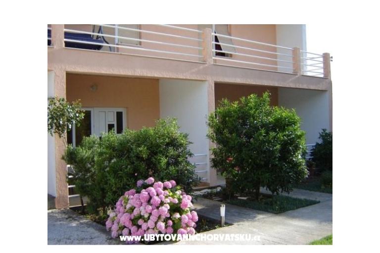 Vukman Apartmanok – fotó 2