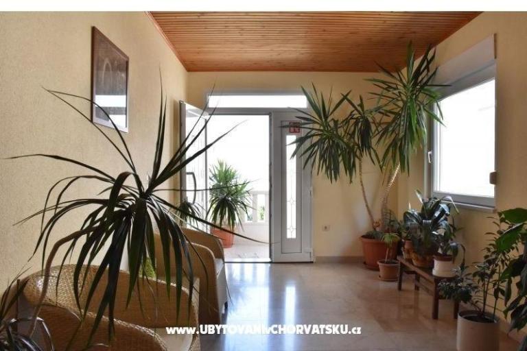 Apartmanok Stone  Tučepi  – fotó 4