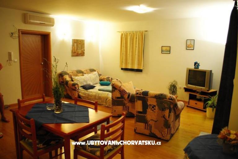 Apartmanok Zelic Tucepi – fotó 4