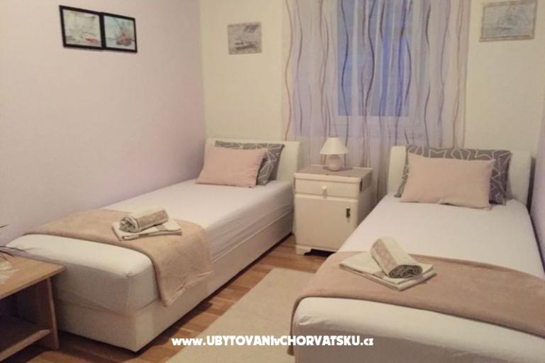Apartmanok Stone Ház – fotó 11