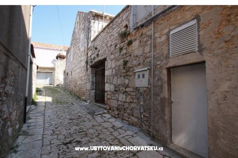 Apartmanok Stone Ház – fotó 12