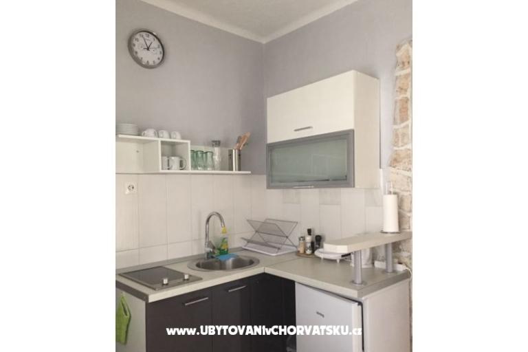 Apartmanok Stone Ház – fotó 14