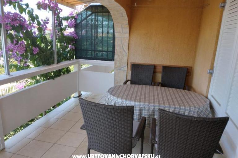 Apartmanok Leona – fotó 2