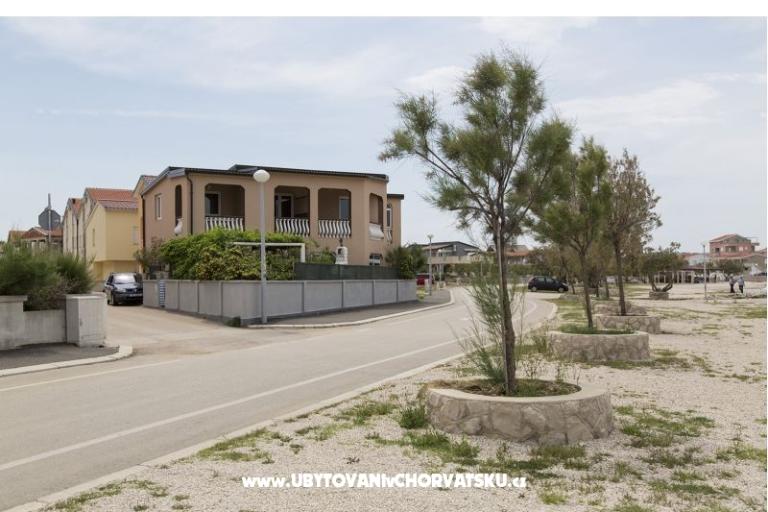 Apartmanok Lilly – fotó 2