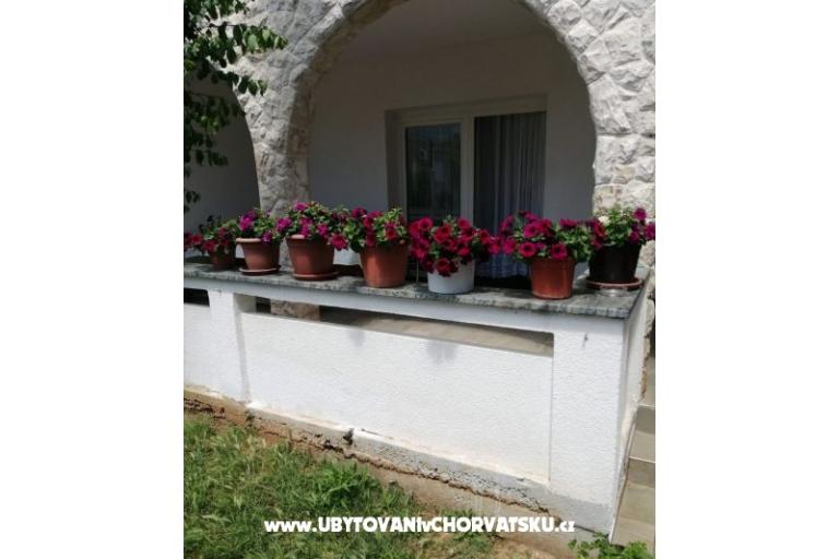 Apartmanok Lora – fotó 7