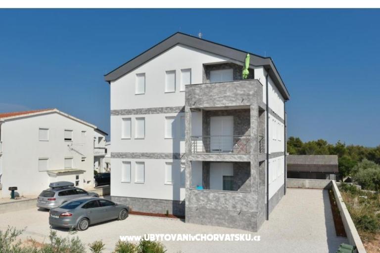 Crowonder Luxury Vir – fotó 8