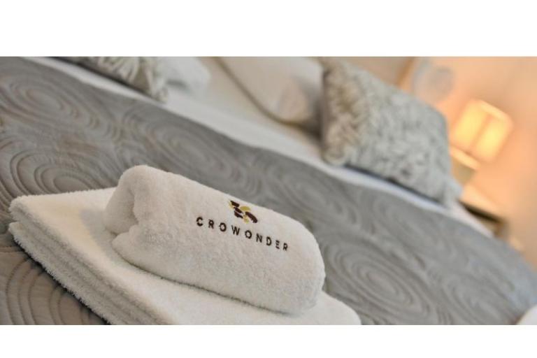 Crowonder Luxury Vir – fotó 9
