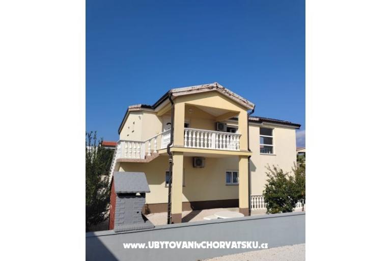 APARTMANI HELENA OASIS VIR – fotó 18