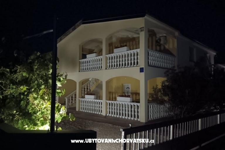 APARTMANI HELENA OASIS VIR – fotó 25
