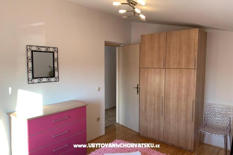 Apartmanok Karolina – fotó 6