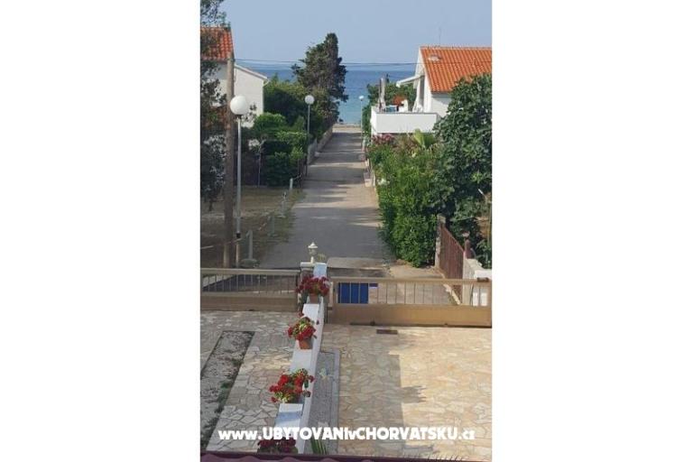 Tonis Apartmanok – fotó 3