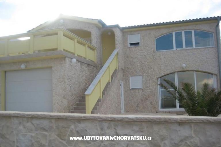 APARTMAN – fotó 2